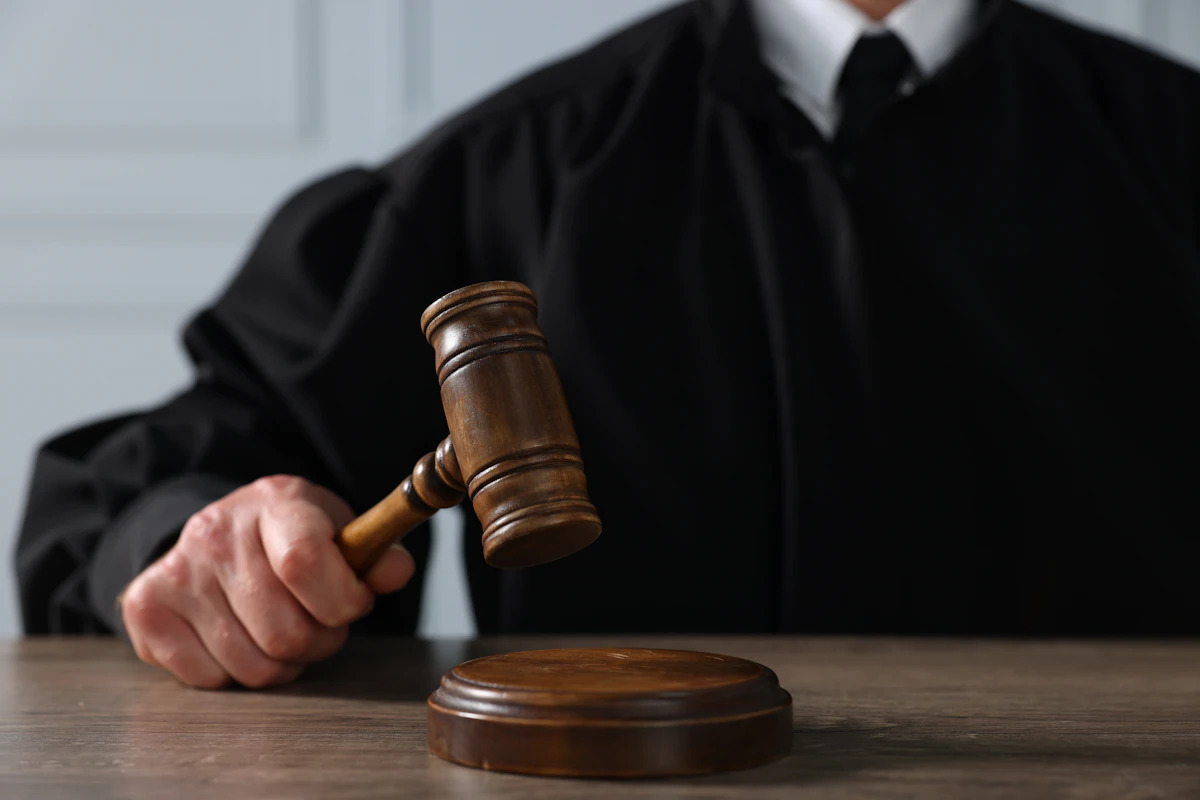 judge holding gavel