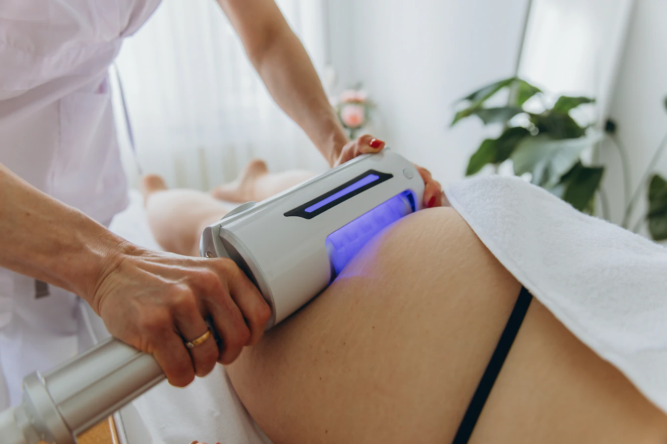 nonsurgical skin tightening