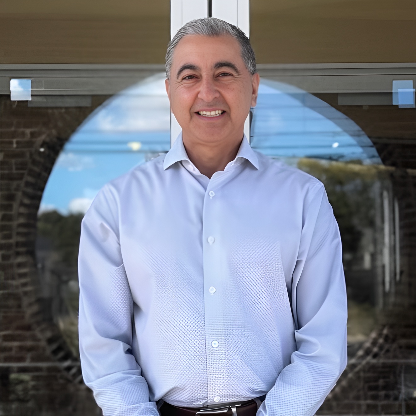 Dr. Ravinder Sabherwal