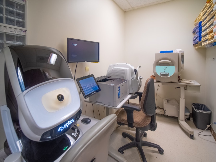 Technology at Los Angeles Vision Institute