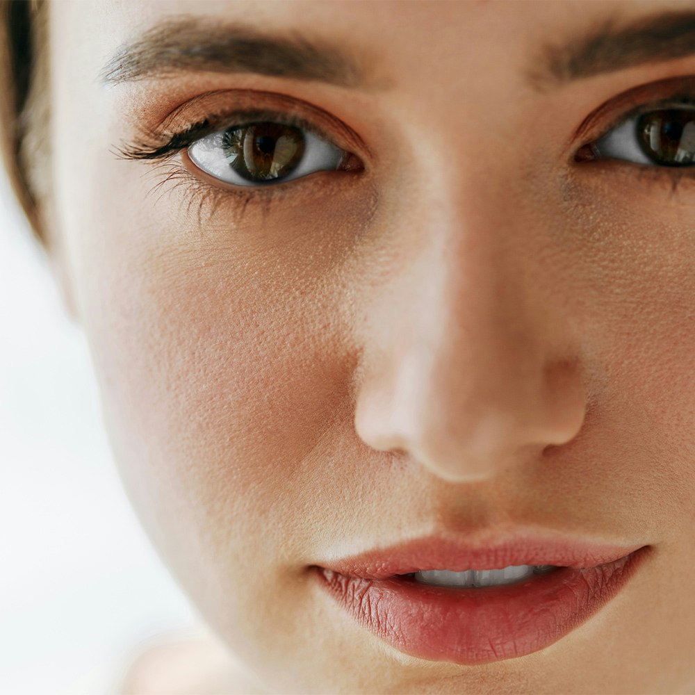 Lady's face up close