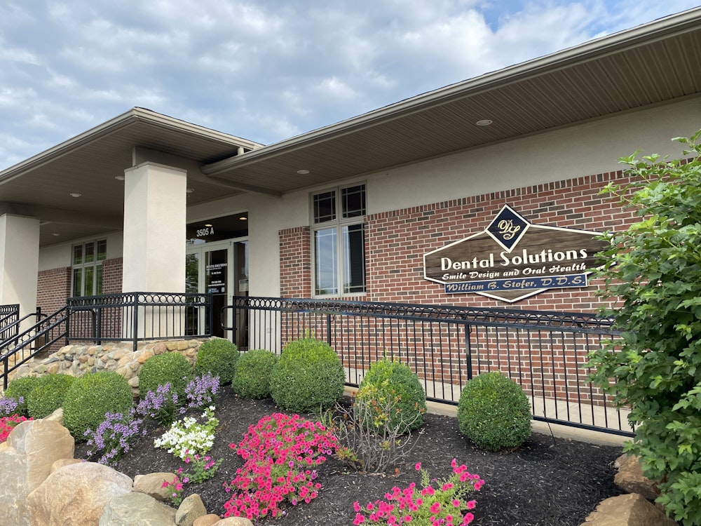 dental solutions front office exterior