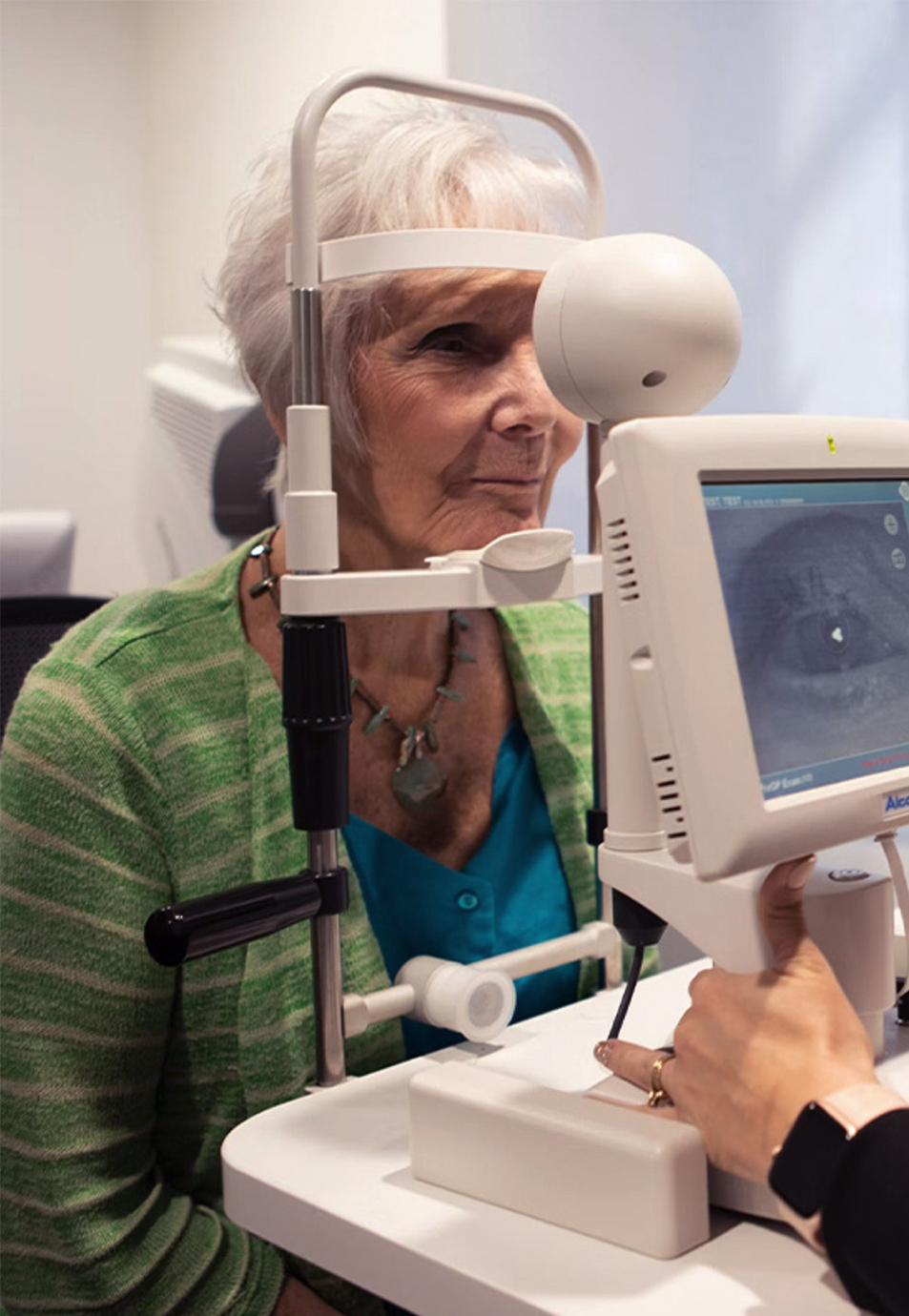 mature woman having her eyes checked