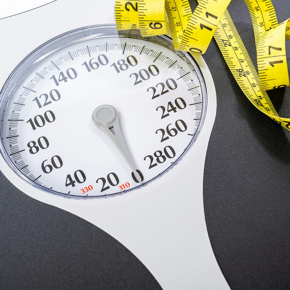 a scale and measuring tape