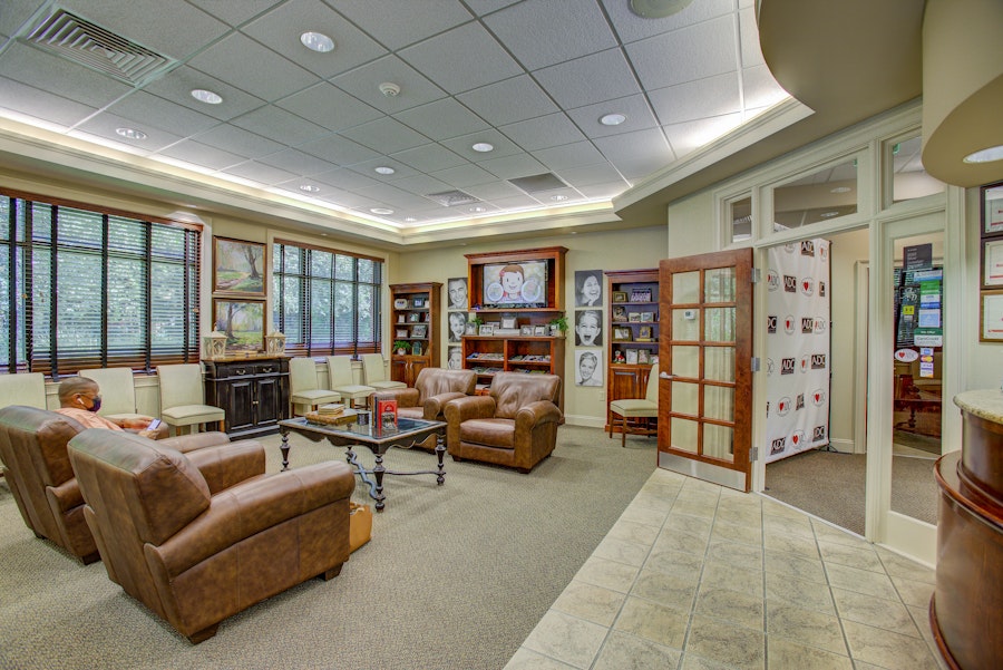 Advanced Dental Care office interior