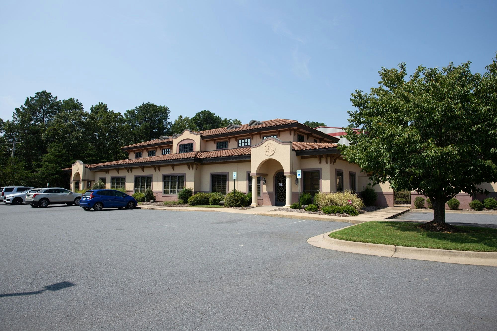 The surgery center for Dr. Suzanne Yee