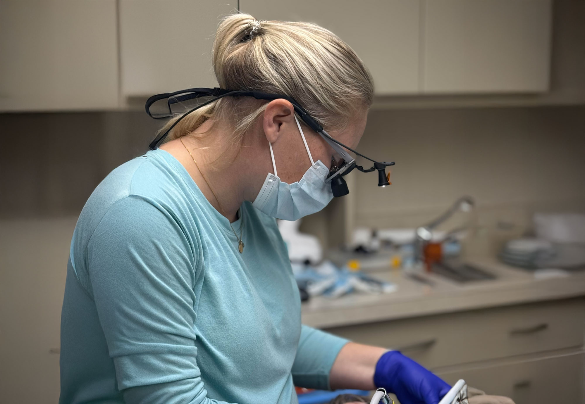 dr. kate hixson with patient