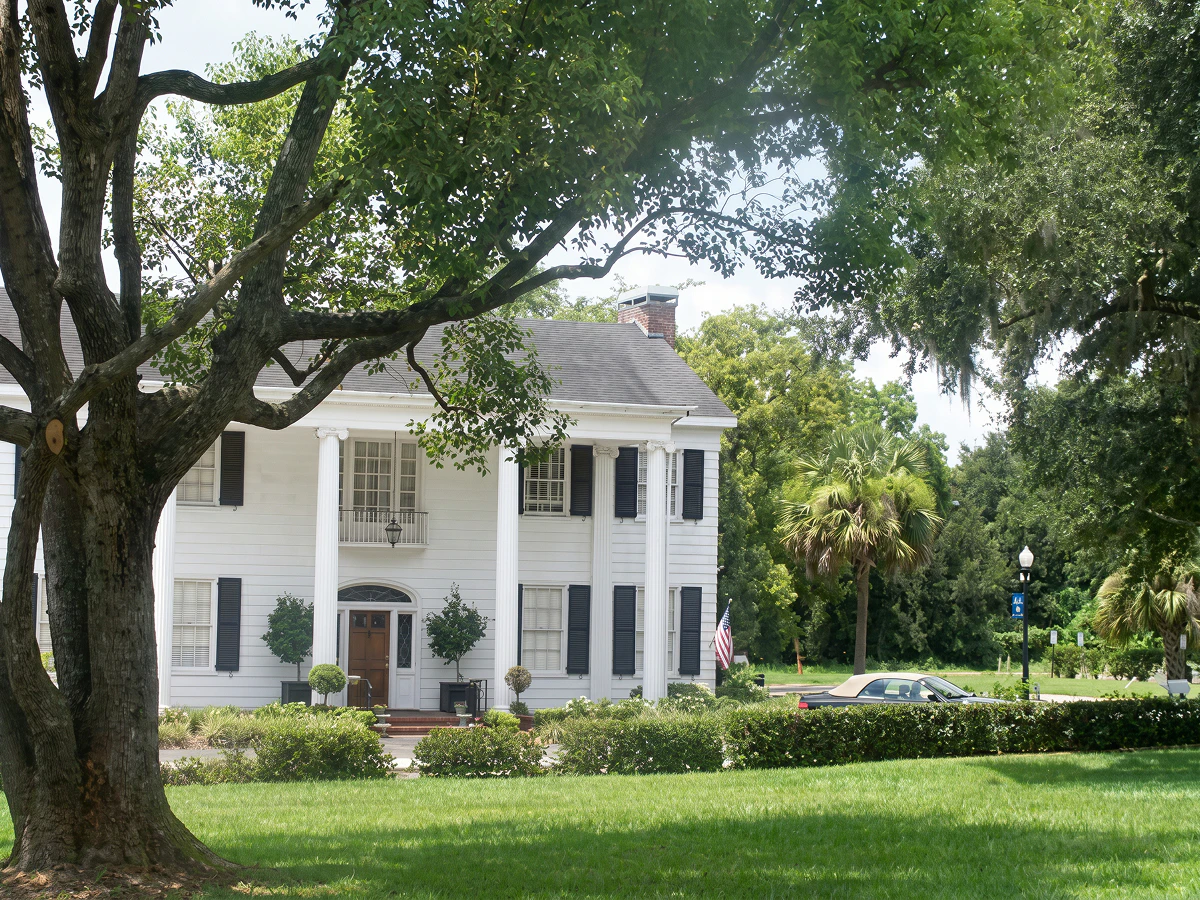 Exterior of the Bartow Office at Sutton Law