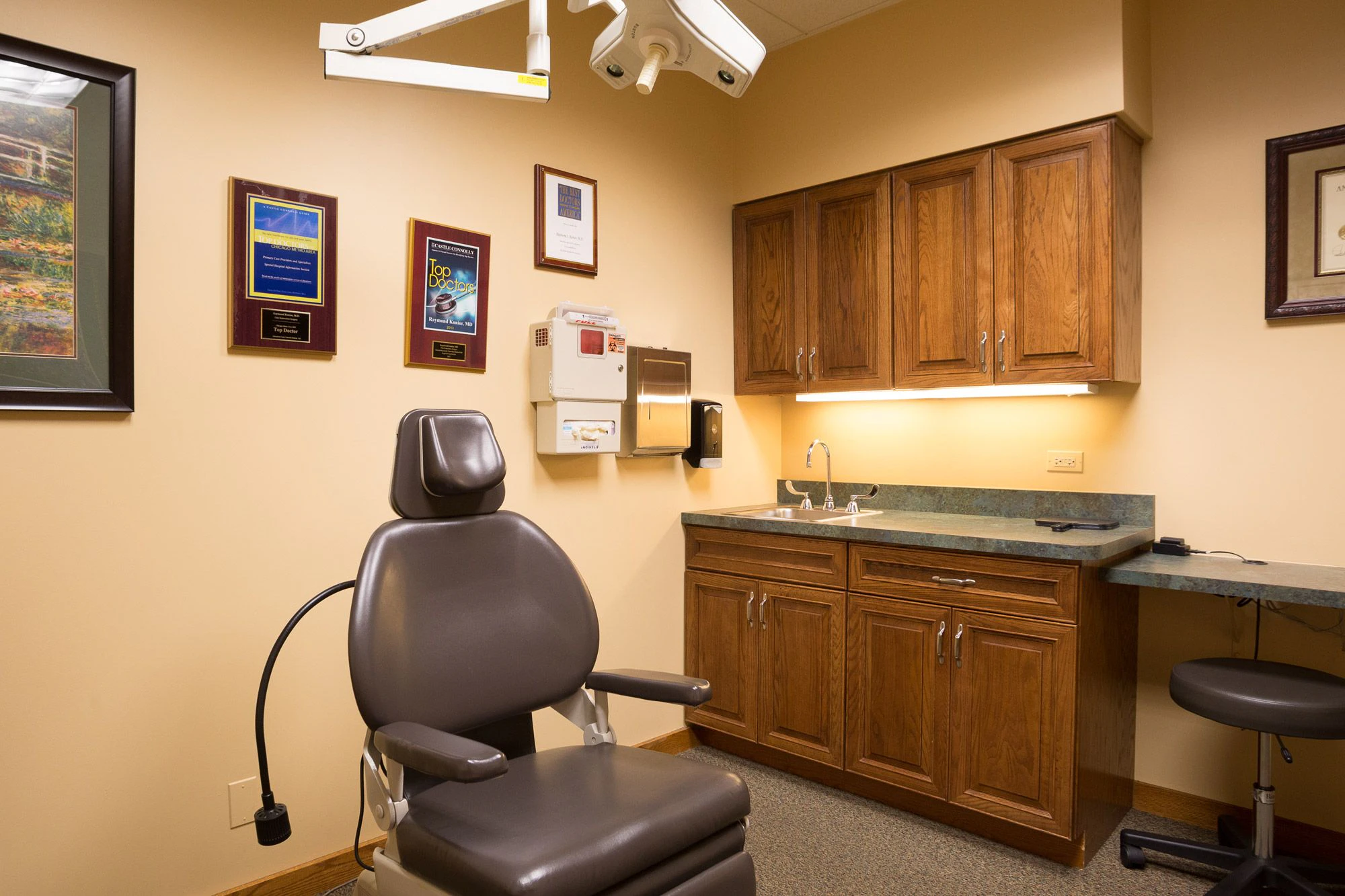chicago hair institute treatment suite