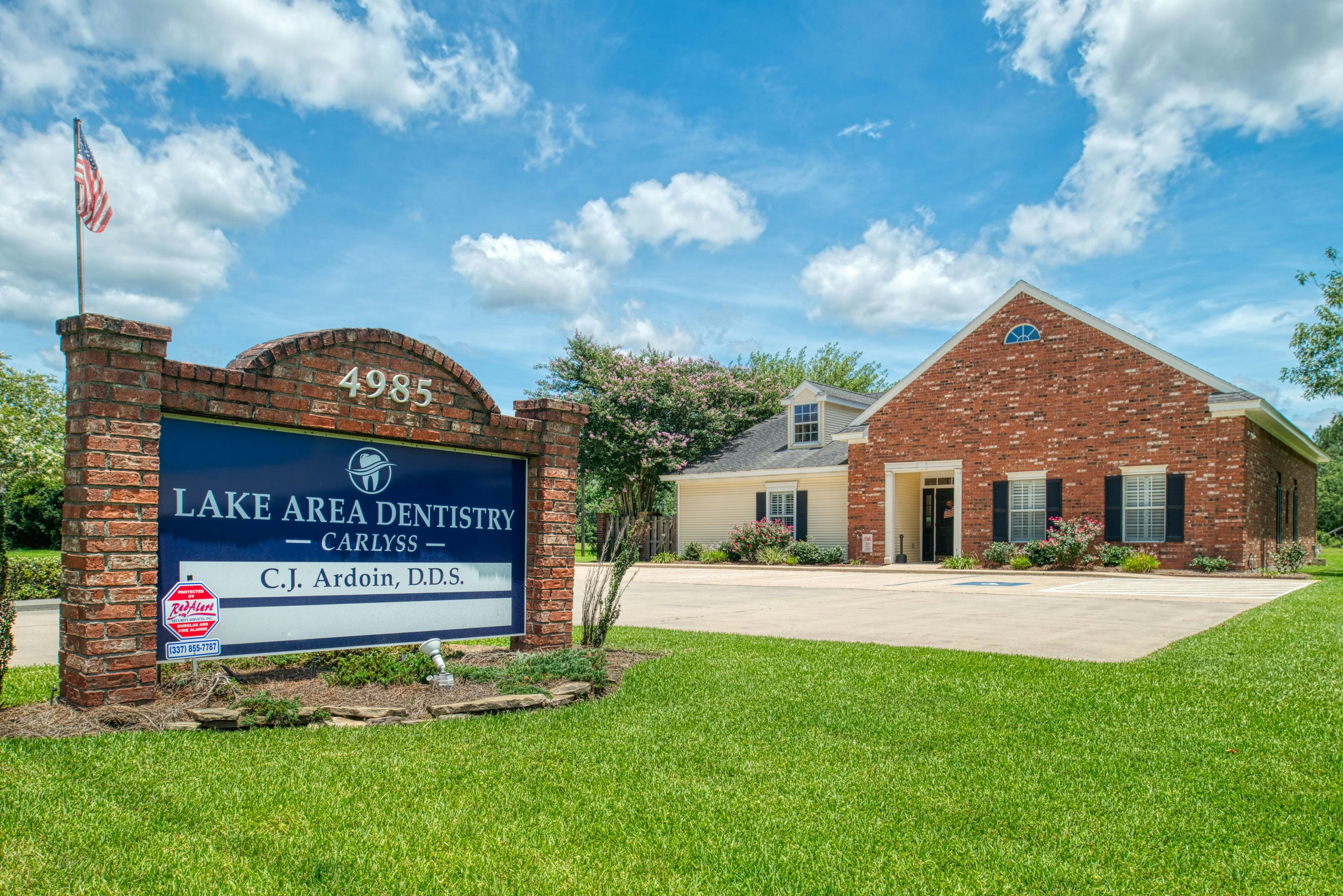 Lake Area Dentistry exterior