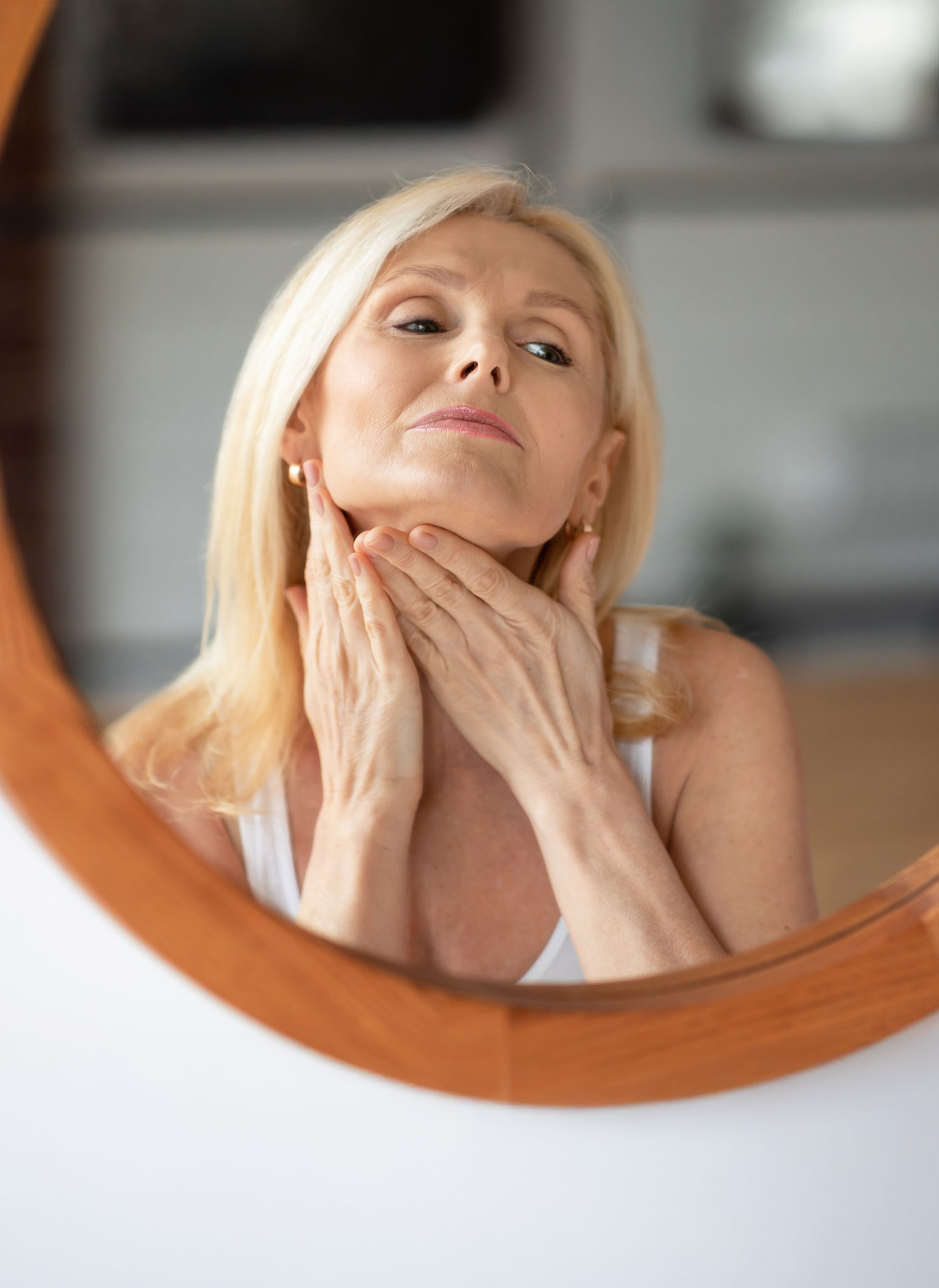 woman unhappy with her neck