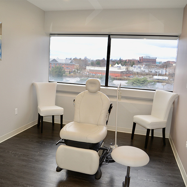 Dr. Kishinevsky's exam room at the Norwalk office