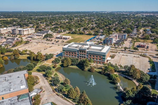 An aerial view of North Cypress Medical Center, the building in which Northwest Endosurgical is located