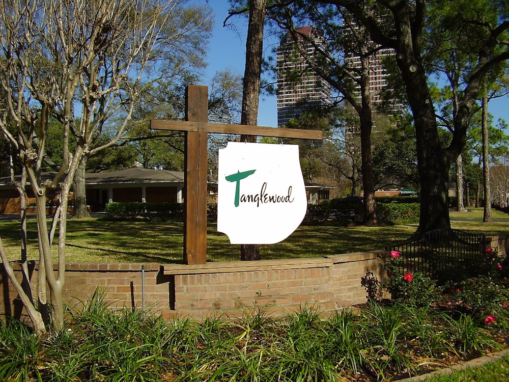 Sign for Tanglewood neighborhood in Houston