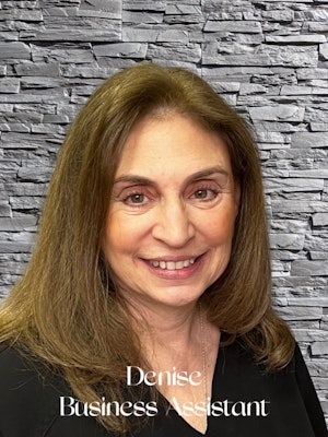 Denise headshot