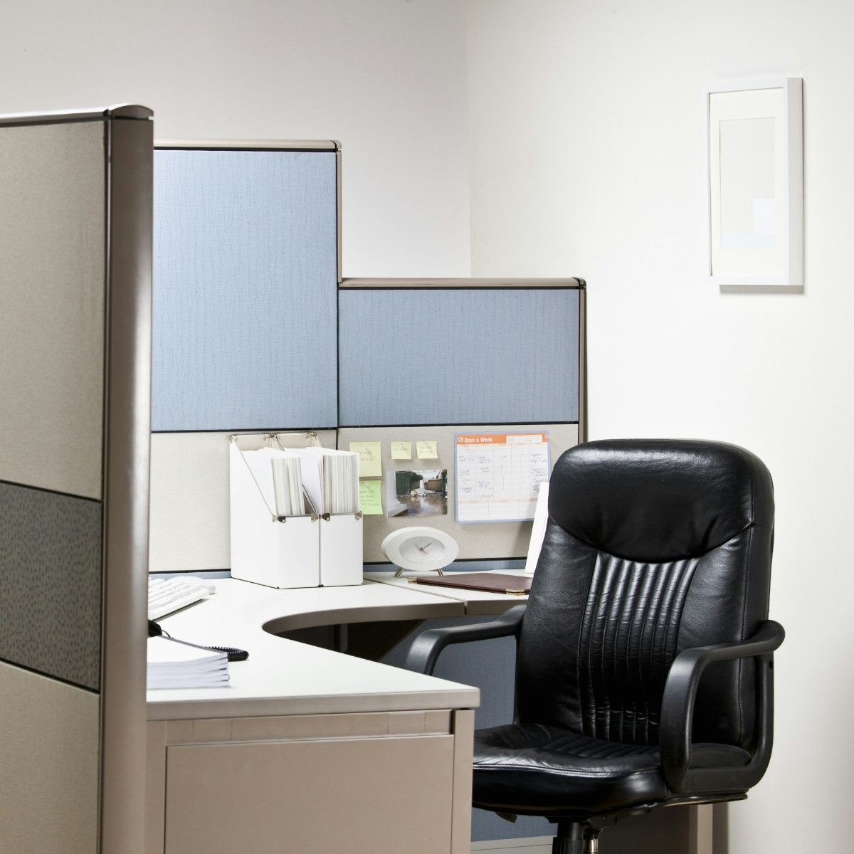 empty cubicle