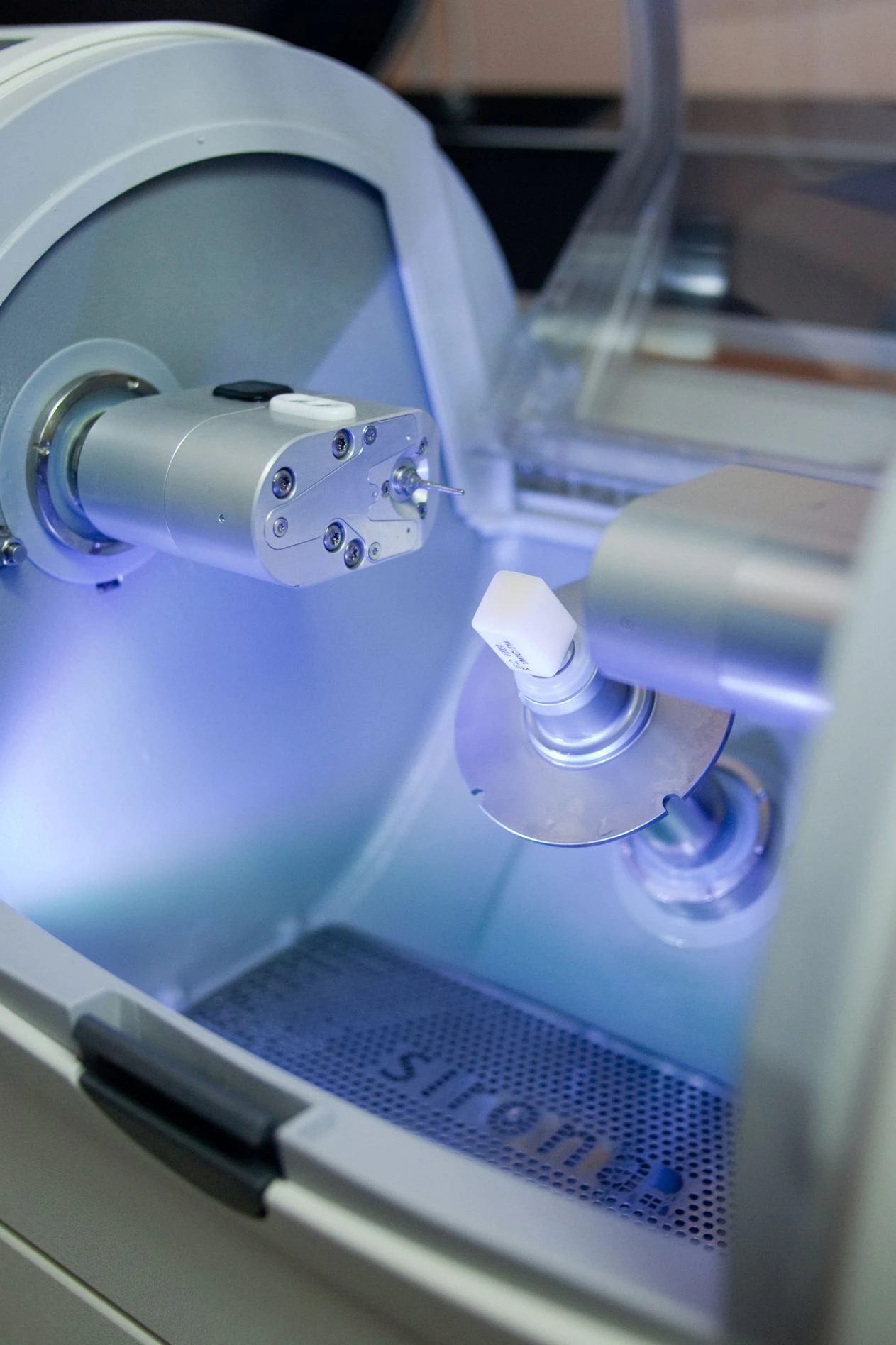 Cerec machine