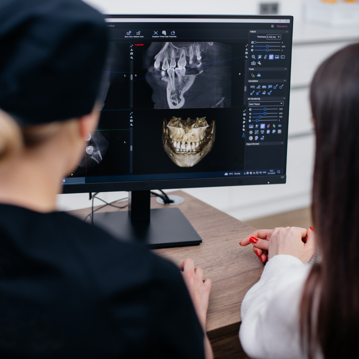 Man who had a tooth extraction due to pain