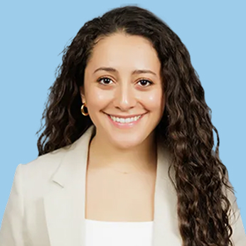 Dentist Natalia Peña