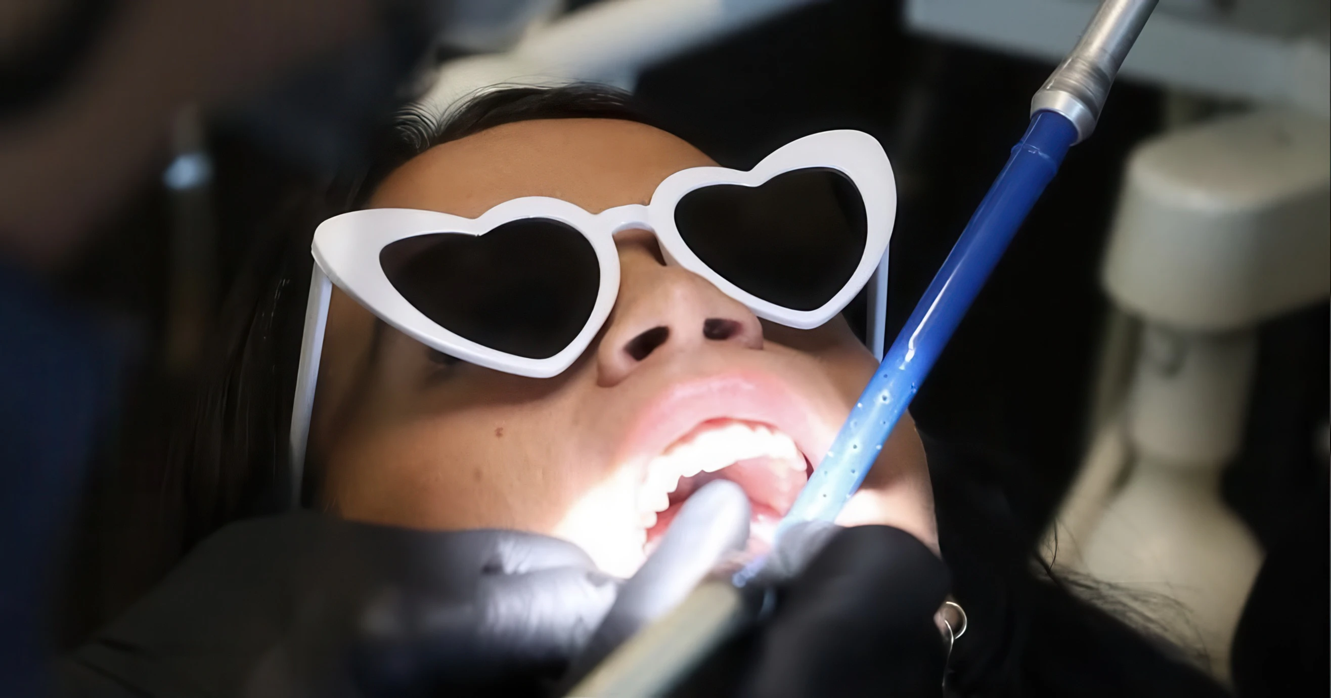 patient undergoes periodontal exam