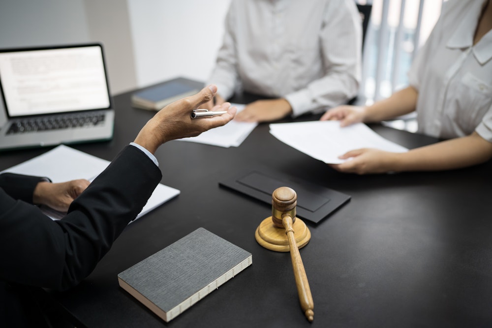 Lawyer counseling business partners