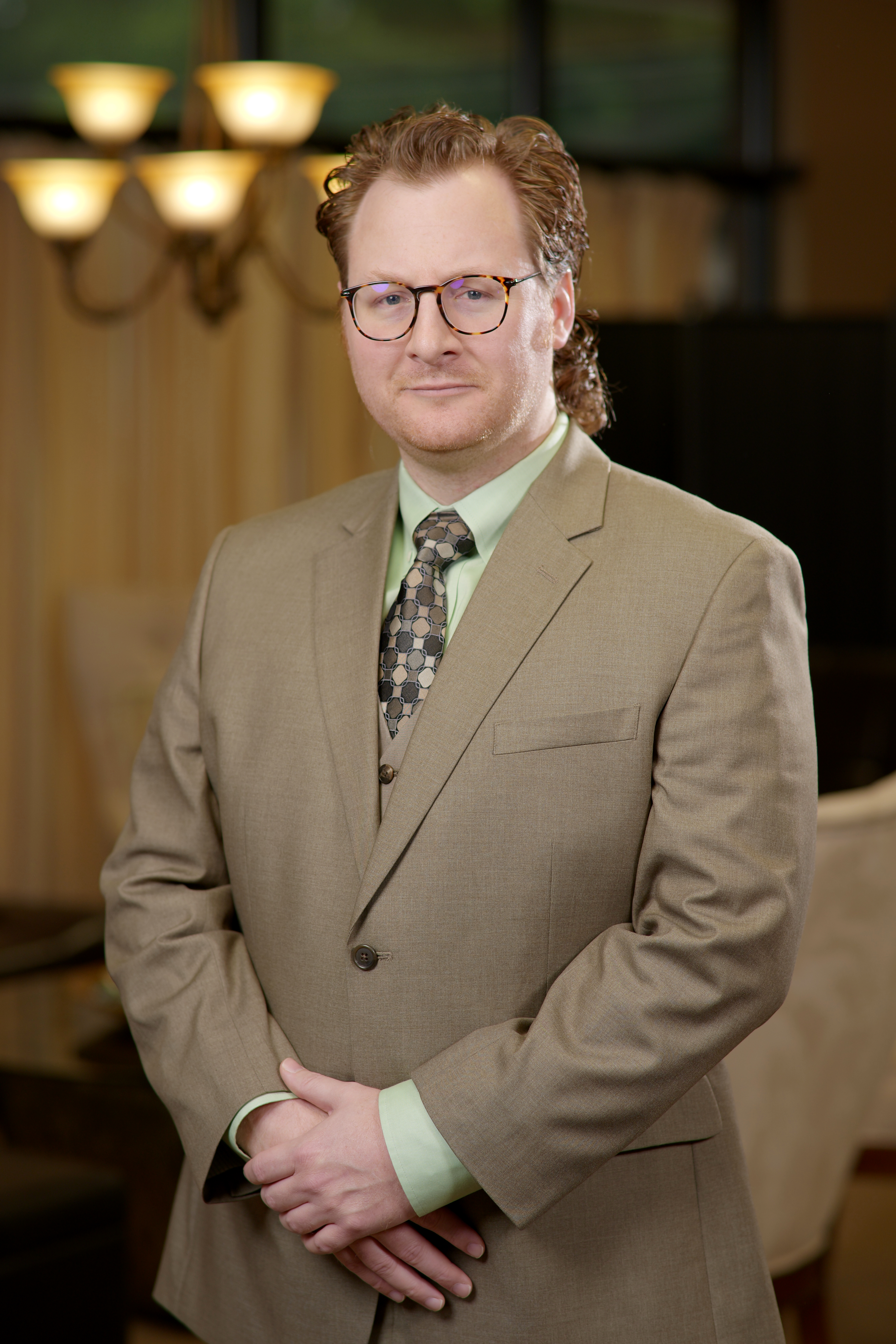 headshot of our plastic surgeon, Dr. Anderson
