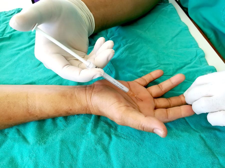 Cortisone shot treatment