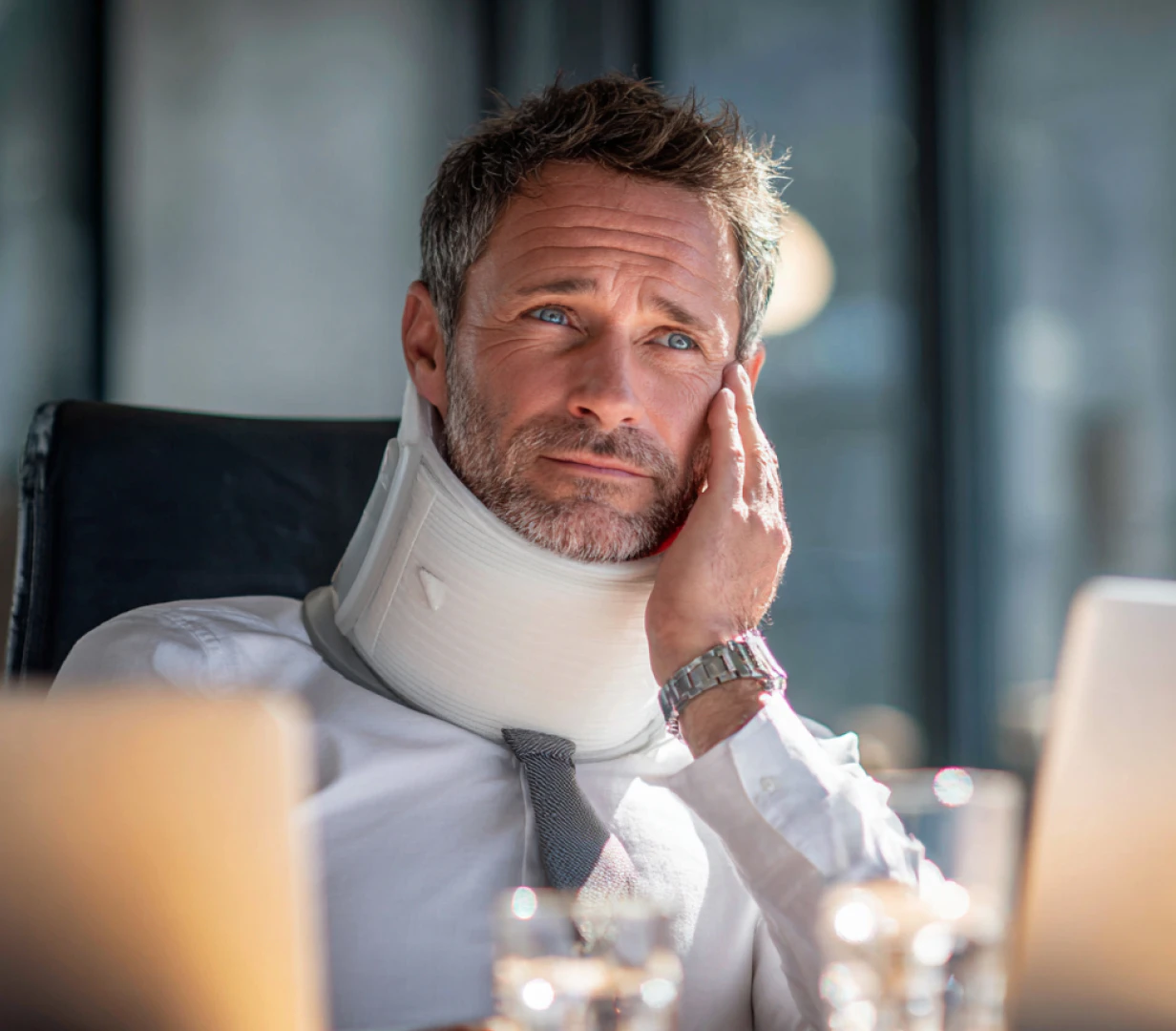 Client with an injured neck