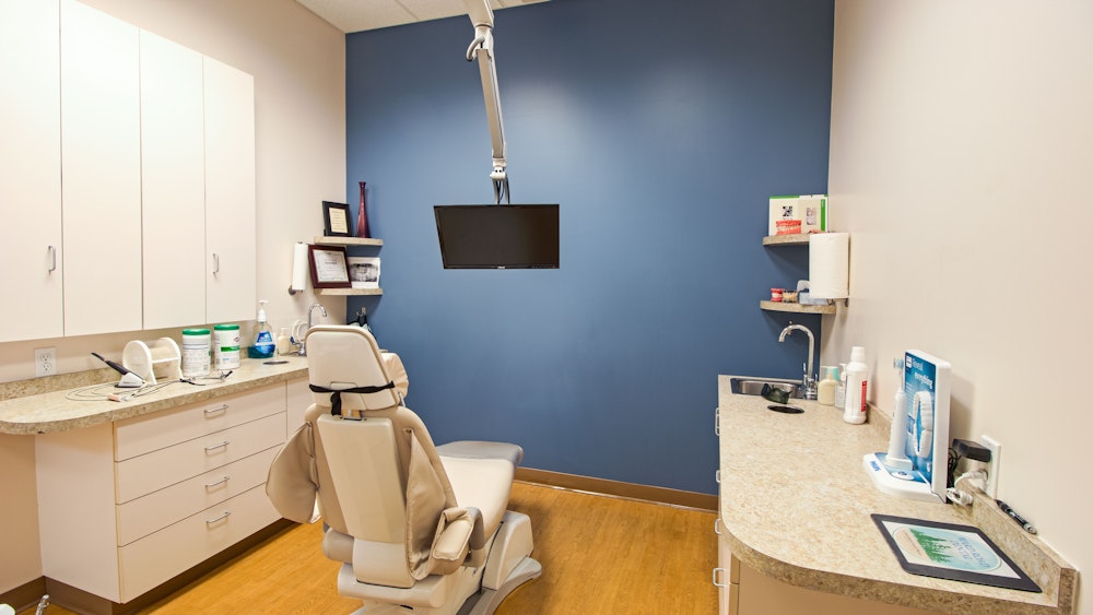 Office dentist chair