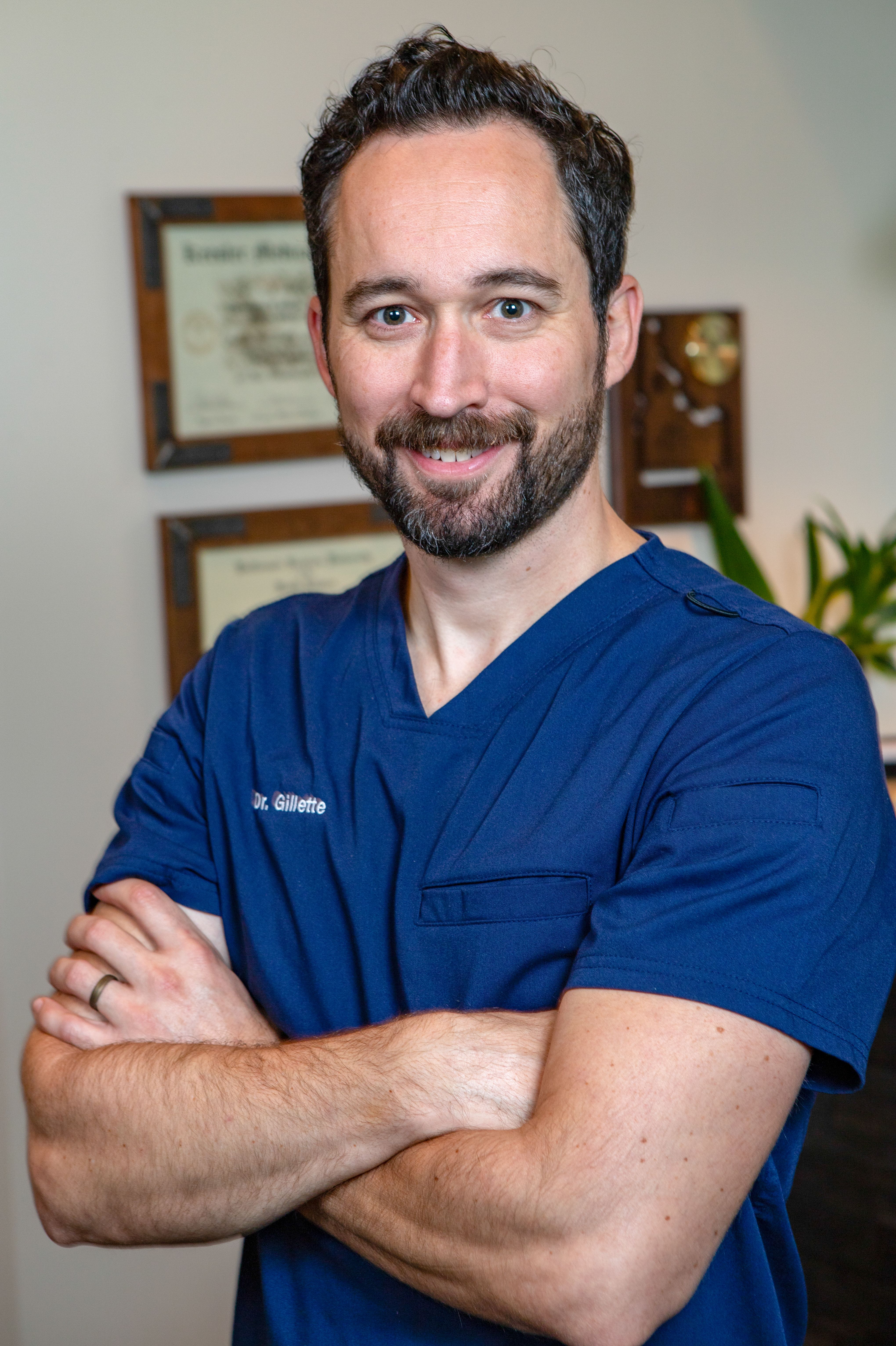 Dr. Christopher J. Gillette