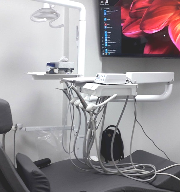 Dental chair