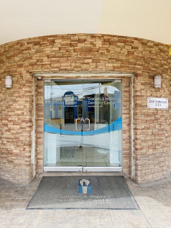 Front doors of the Cosmetic & Implant Dentistry center