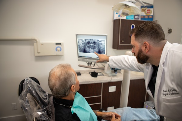 Dental patient and Dentist