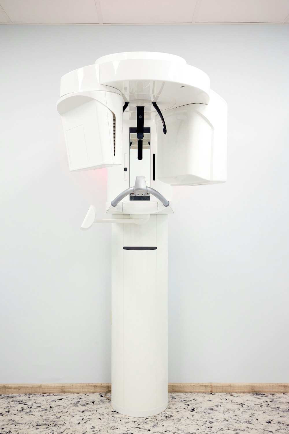 Cone beam scanner