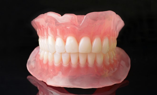 Traditional denture