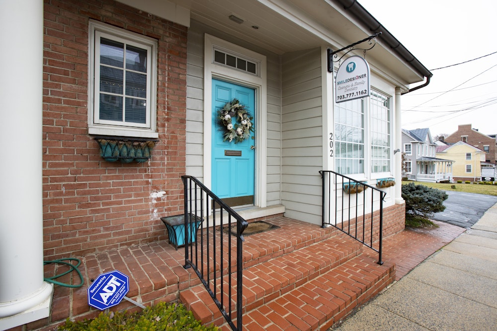 The Smile Designer Leesburg office