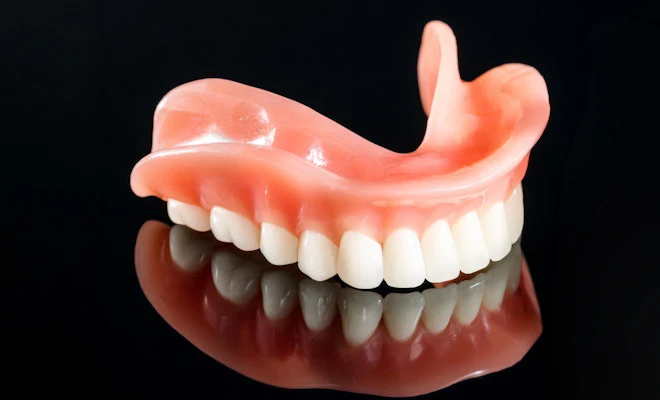 Traditional denture