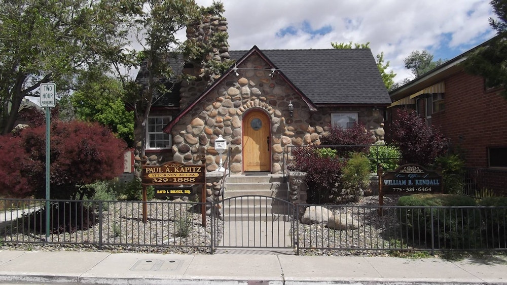 Outside the law office of William R. Kendall, Esq.