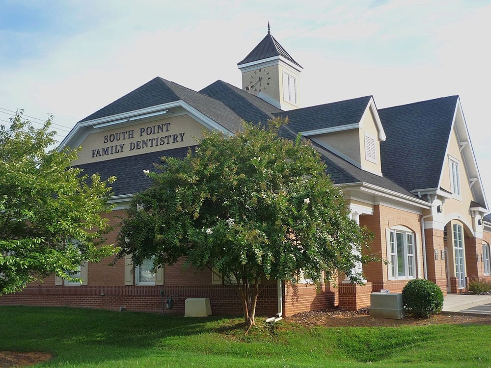 South Point Family Dentistry building exterior