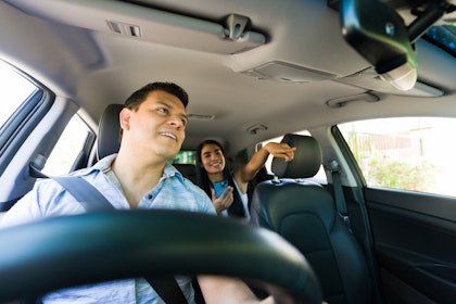 passenger giving rideshare driver directions