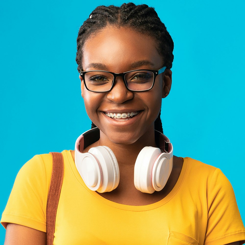 girl with braces