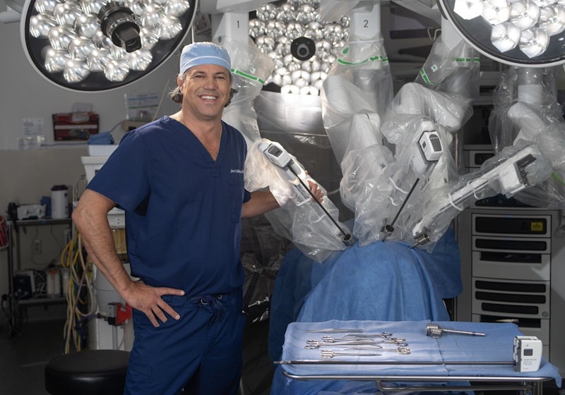 Dr. Cribbins with da Vinci robot