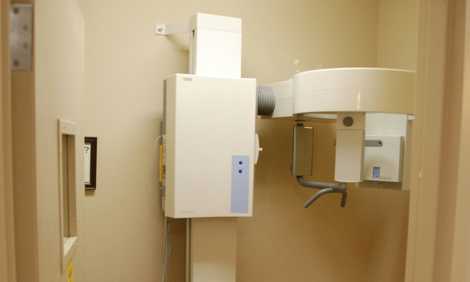 Dental x-ray machine