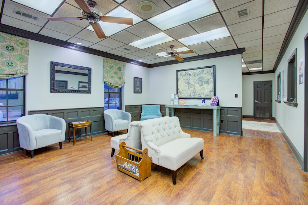 Dr. Measell's waiting room