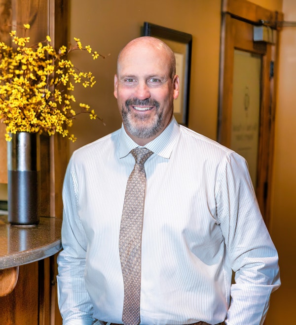 Dr. Newey