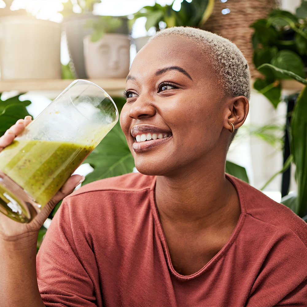 Breast cancer survivor hugging her daughter