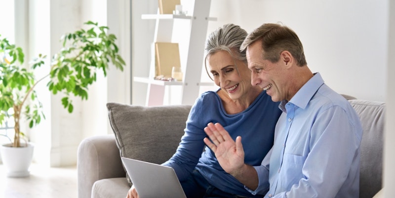 Patients in a virtual consultation for veneers with our Los Algodones dentists