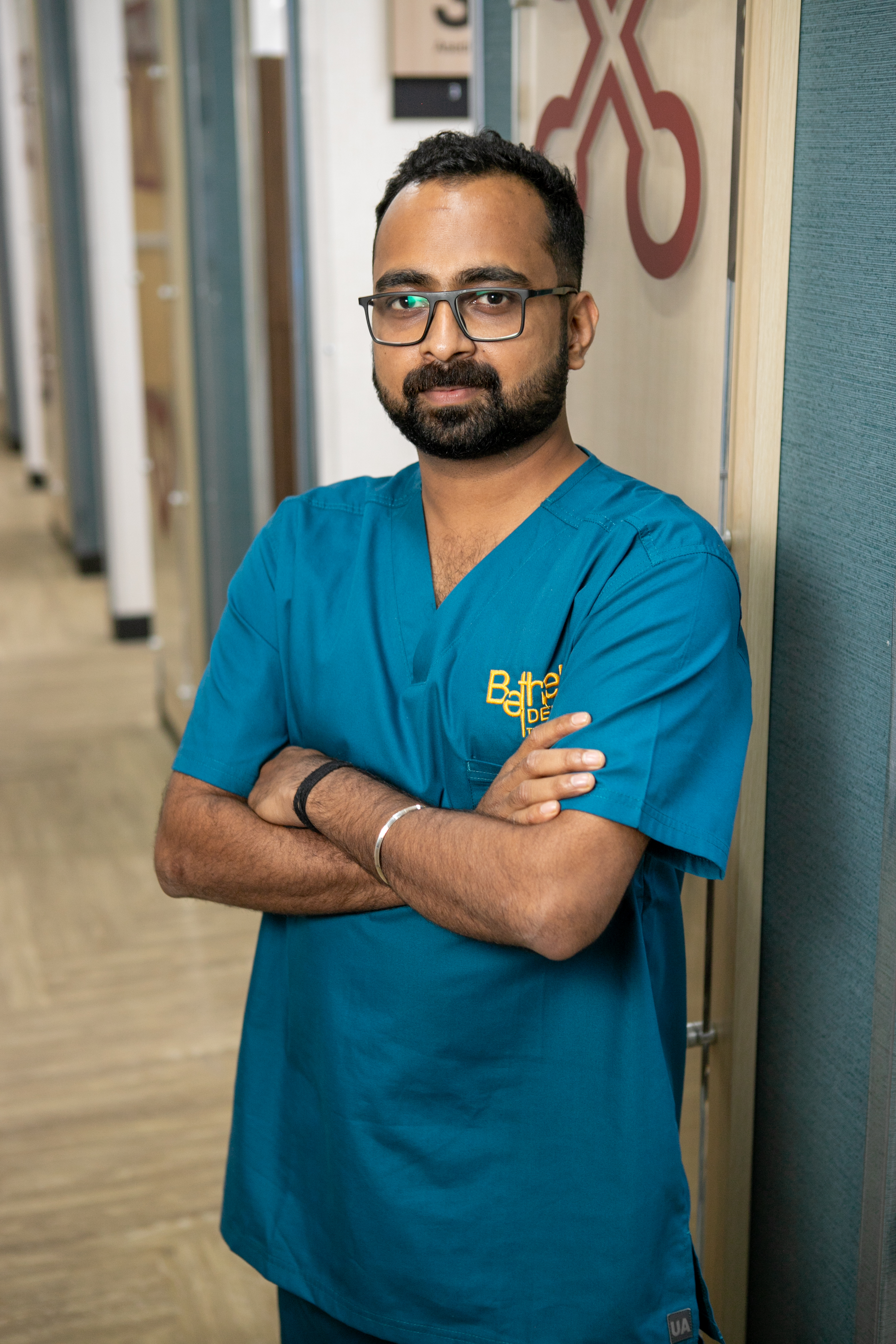 headshot of our periodontist, Dr. Varun Muraleedharan