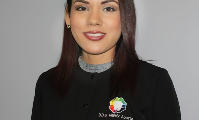 Nalleley L. Acosta, DDS