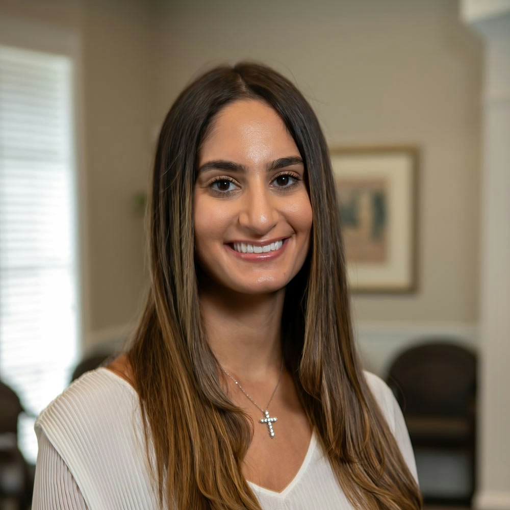 headshot of our dentist, Dr. Mariam Hanna